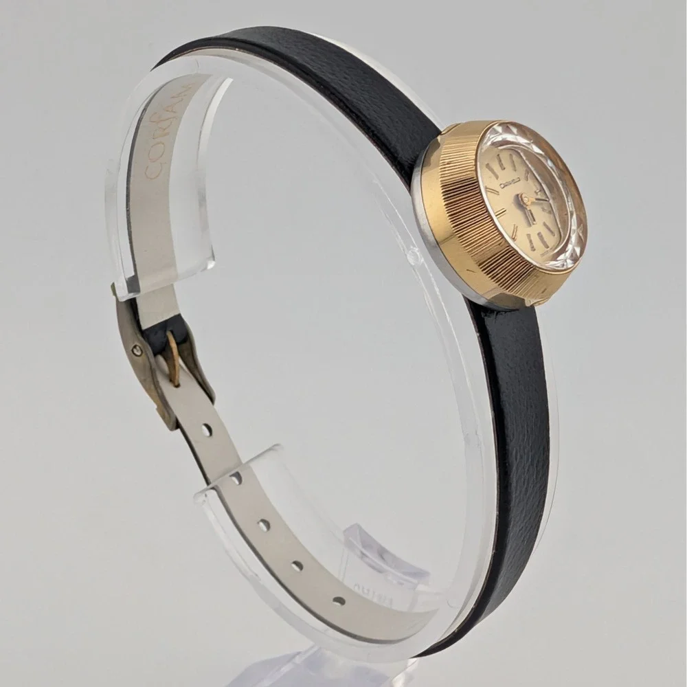 Vintage Caravelle 8670 Swiss Manual Wind Gold Tone Women's Watch Corfam Strap